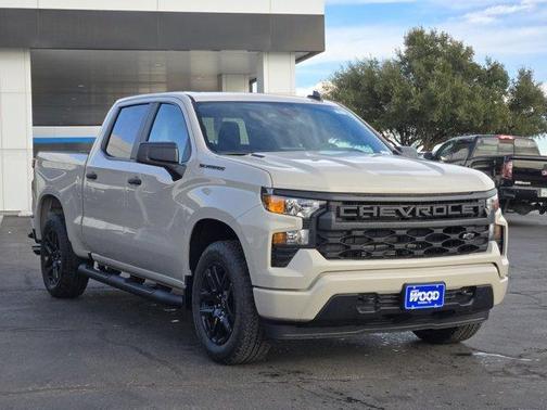 White Sand 2026 Chevrolet Silverado 1500 Custom