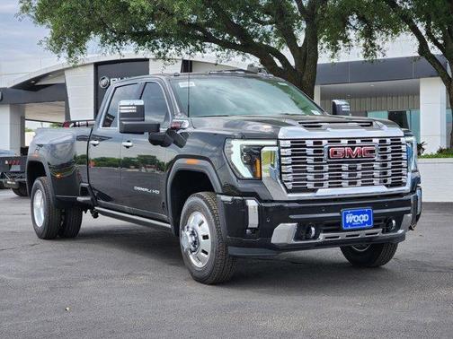 2025 GMC Sierra 3500 Denali