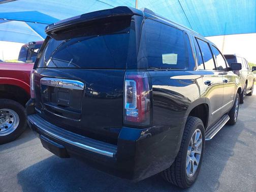 Onyx Black 2018 GMC Yukon Denali