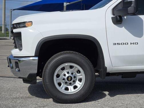 2025 Chevrolet Silverado 3500 WT