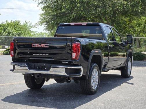 2023 GMC Sierra 2500 SLE