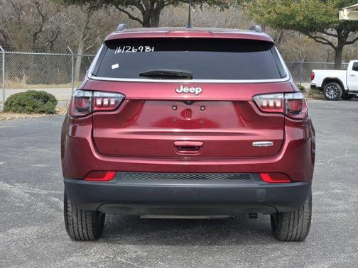 2022 Jeep Compass Latitude