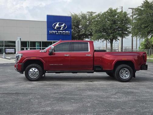 2024 GMC Sierra 3500 Denali