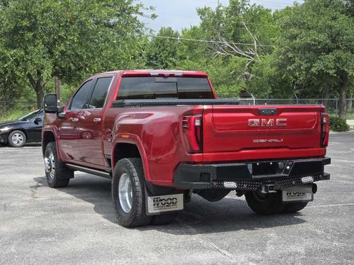 2024 GMC Sierra 3500 Denali