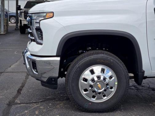 Summit White 2026 Chevrolet Silverado 3500 LTZ