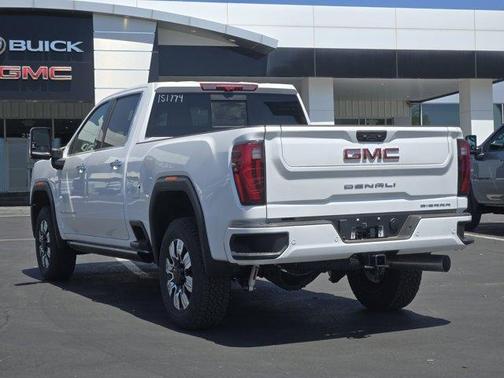 2025 GMC Sierra 2500 Denali