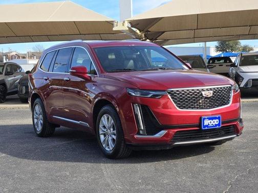 2022 Cadillac XT6 Luxury FWD