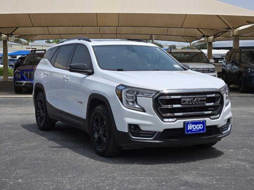 2022 GMC Terrain AT4