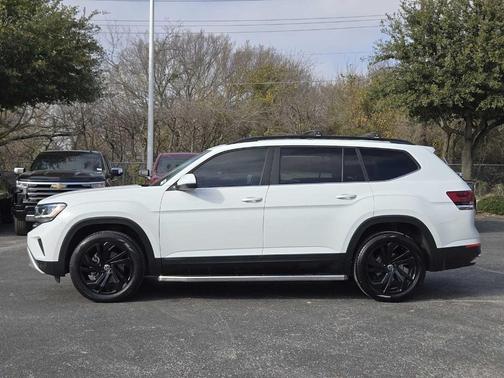 2021 Volkswagen Atlas 3.6 V6 SE w/ Technology