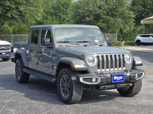2022 Jeep Gladiator Overland