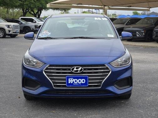Admiral Blue 2022 Hyundai Accent SE