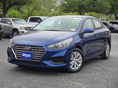 Admiral Blue 2022 Hyundai Accent SE