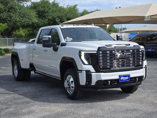 White Frost Tri-Coat 2025 GMC Sierra 3500 Denali Ultimate