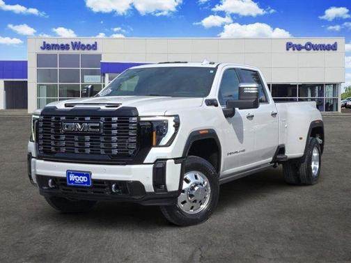 White Frost Tri-Coat 2025 GMC Sierra 3500 Denali Ultimate