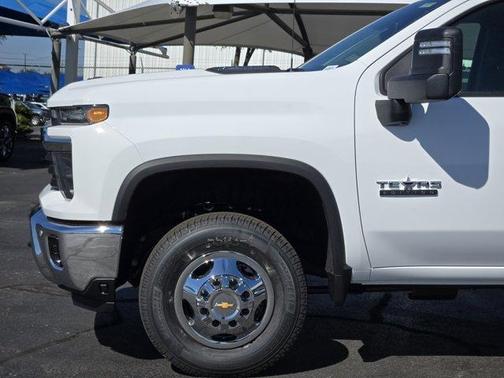 2026 Chevrolet Silverado 3500 LT