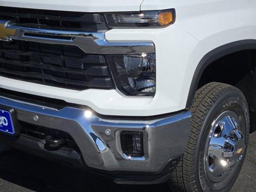 2026 Chevrolet Silverado 3500 LT