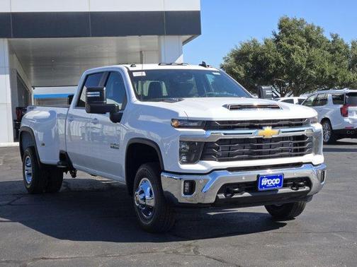 2026 Chevrolet Silverado 3500 LT