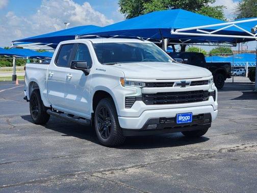 Summit White 2026 Chevrolet Silverado 1500 RST