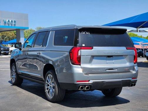 2025 GMC Yukon XL Denali