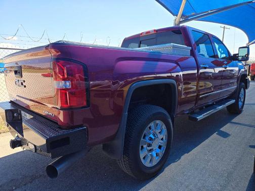 2018 GMC Sierra 2500 Denali