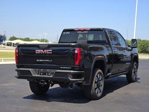 2025 GMC Sierra 2500 Denali