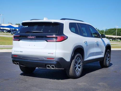 2025 GMC Acadia AT4