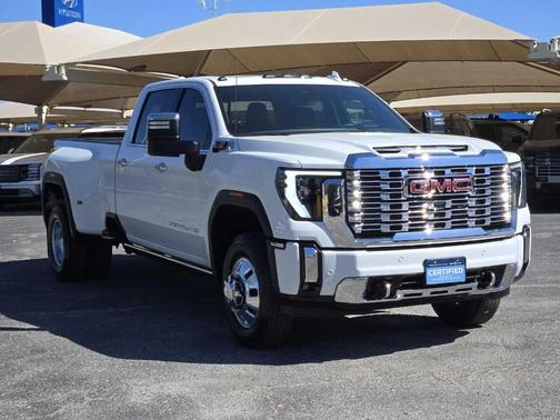 2025 GMC Sierra 3500 Denali