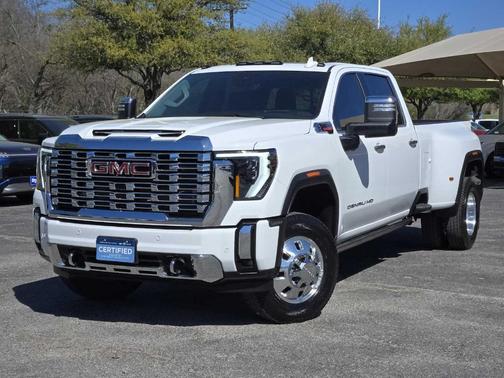 2025 GMC Sierra 3500 Denali