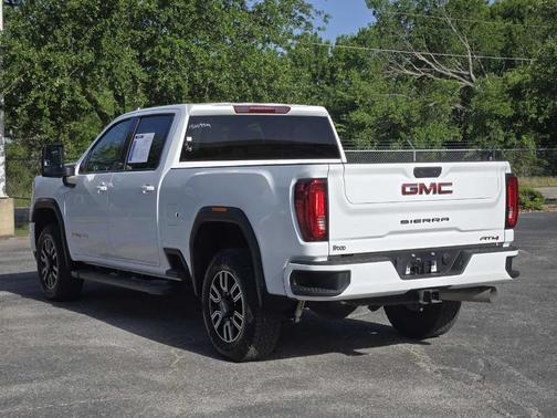2021 GMC Sierra 2500 AT4