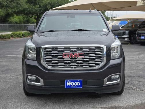 Carbon Black Metallic 2020 GMC Yukon Denali
