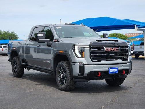 2025 GMC Sierra 2500 AT4