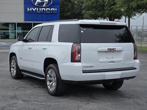 Summit White 2017 GMC Yukon SLT