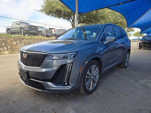 2021 Cadillac XT6 Premium Luxury FWD