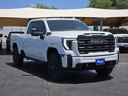 2025 GMC Sierra 2500 AT4