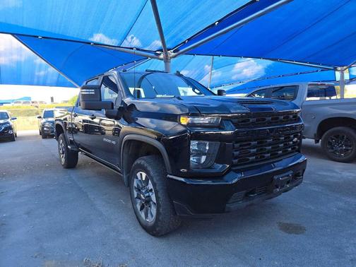 2022 Chevrolet Silverado 2500 Custom