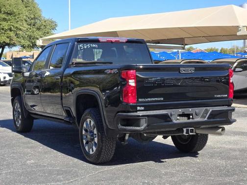 2022 Chevrolet Silverado 2500 Custom