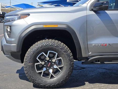 2026 GMC Canyon AT4X