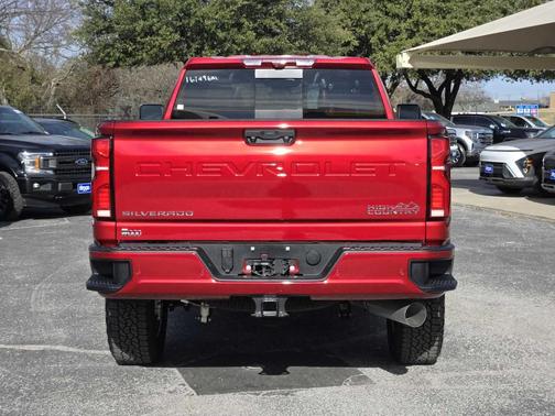 2025 Chevrolet Silverado 3500 High Country