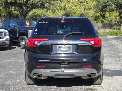 2018 GMC Acadia Denali