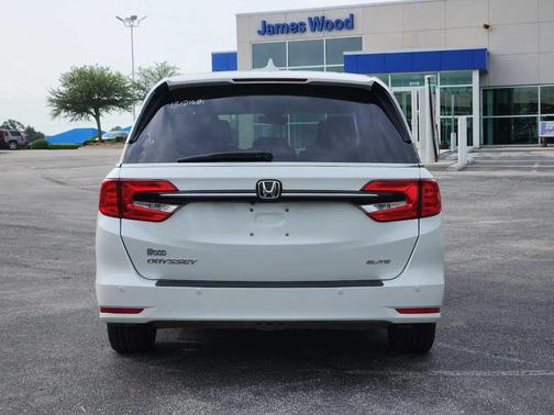 2022 Honda Odyssey Elite