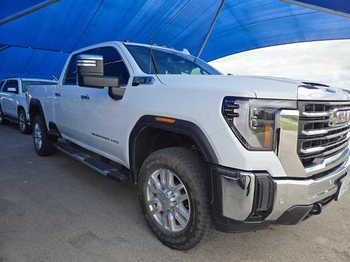 Summit White 2024 GMC Sierra 2500 SLT