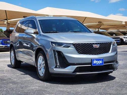 2023 Cadillac XT6 Luxury FWD