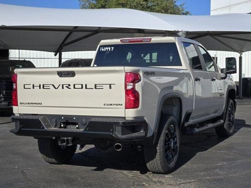 2026 Chevrolet Silverado 2500 Custom