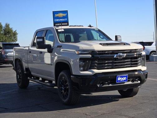 2026 Chevrolet Silverado 2500 Custom