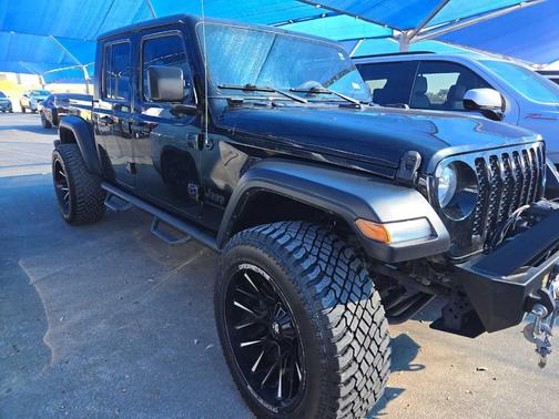 2020 Jeep Gladiator Sport