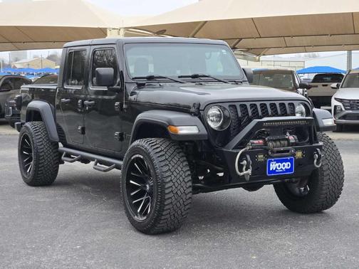 2020 Jeep Gladiator Sport