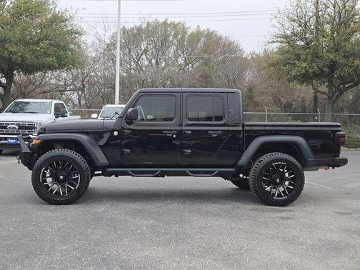 2020 Jeep Gladiator Sport