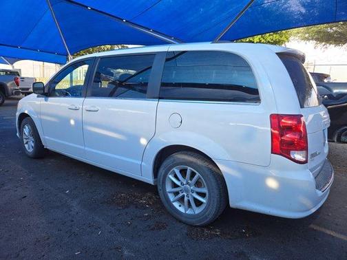 White Knuckle Clearcoat 2019 Dodge Grand Caravan SXT