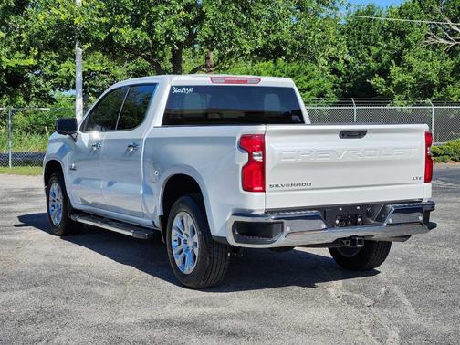 Iridescent Pearl Tricoat 2024 Chevrolet Silverado 1500 LTZ