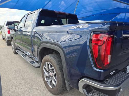 Pacific Blue Metallic 2023 GMC Sierra 1500 SLT